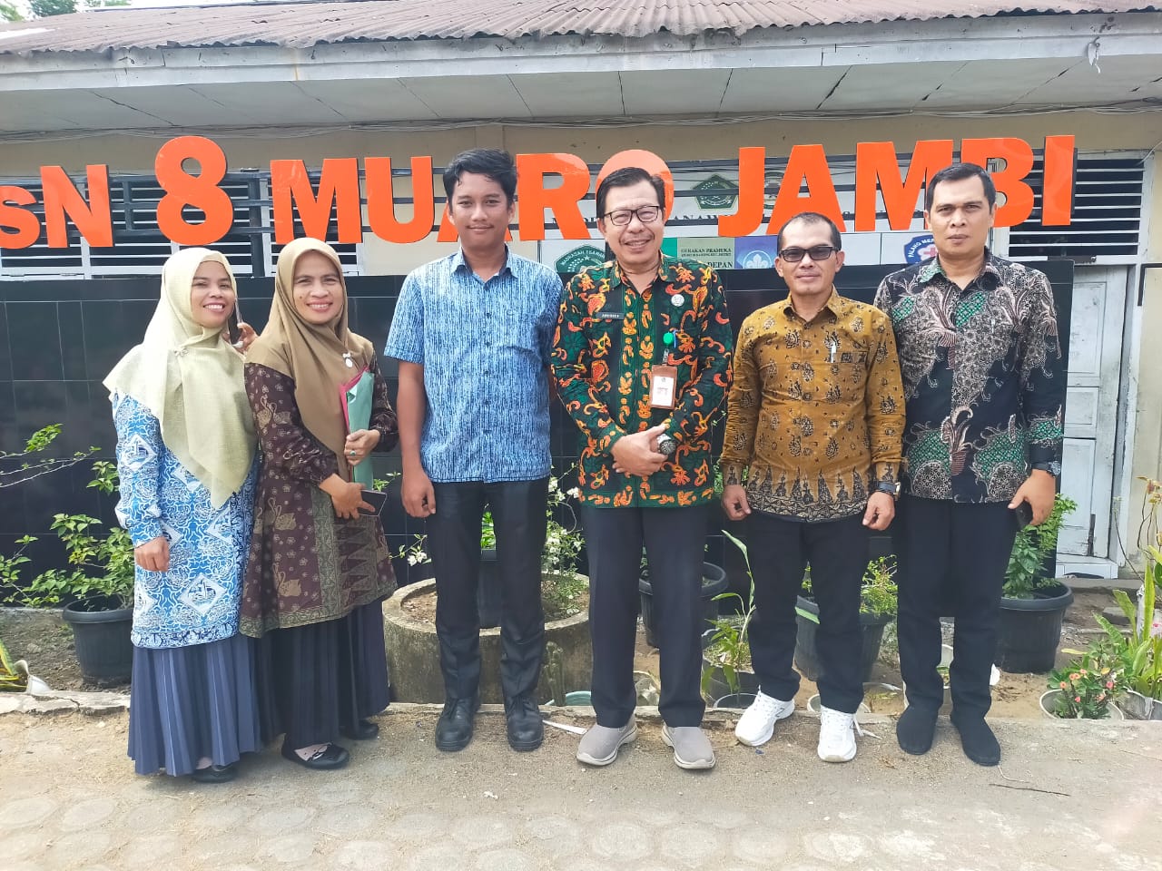 Monitoring Kanwil Kemenag Bidang Penmad ke MTsN 8 Muaro Jambi : Tinjau Progres Pembangunan Sarana Prasarana 