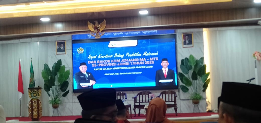 Kepala MTsN 8 Muaro Jambi Hadiri Rakor Bidang Pendidikan Madrasah Se-Provinsi Jambi
