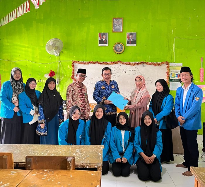 Serah Terima Mahasiswa PLP Fakultas Tarbiyah dan Keguruan UIN STS Jambi di MTsN 8 Muaro Jambi