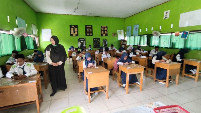 Pelaksanaan ASAS Ganjil Tahun Ajaran 2025/2026 di MTsN 8 Muaro Jambi Berjalan Lancar dan sukses